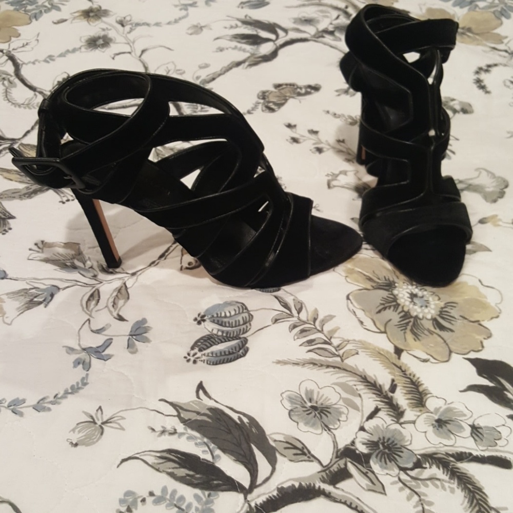Antonio Minnelli Black Velvet heels - Picture 2 of 4